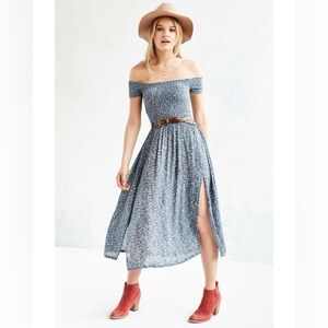Smocked Skit Midi Dress